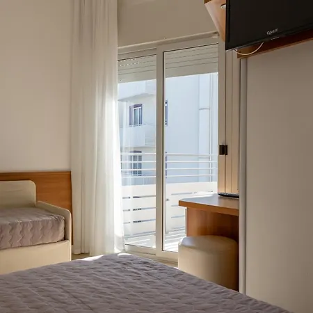 Continental Otel 3*